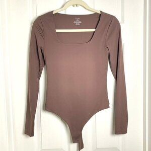 Nuuds Long Sleeve Scoop Neck Bodysuit Size Small Brown Coffee